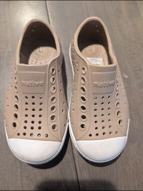 Native Sugarlite Toddler Beige Slip-On Sneakers with White Toe Caps Water Shoes